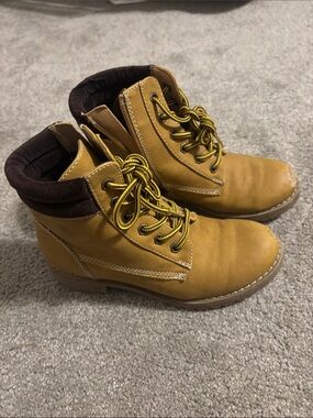 Boys Boots